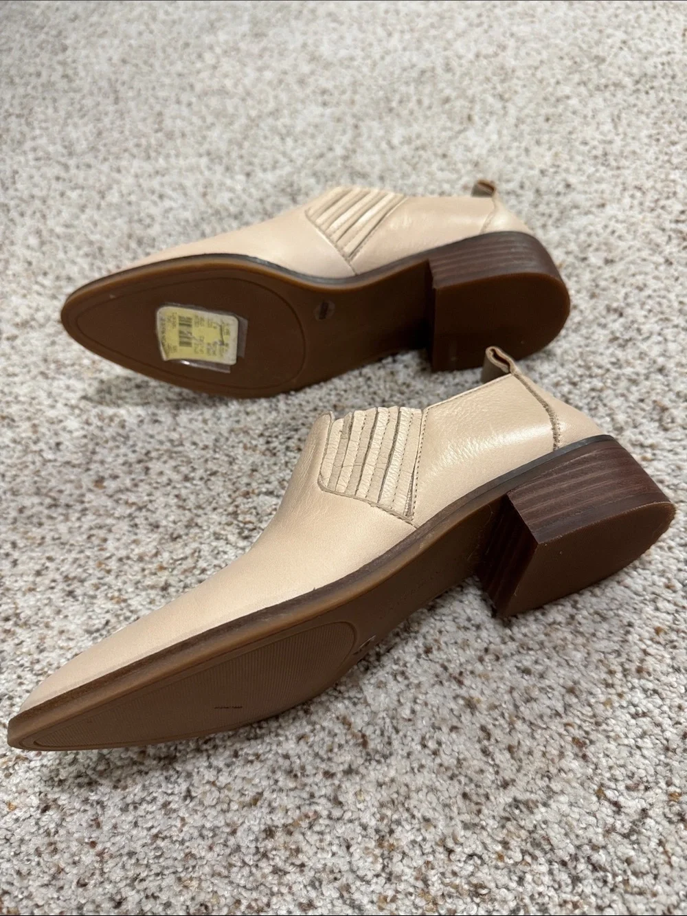 Lucky Brand Taupe Leather Pointed Ankle Booties size 6.5